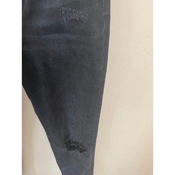 AQUA BLOOMINGDALES BLACK STUDDED HEM DISTRESSED CHARCOAL WASH SKINNY JEANS SZ 30 - Picture 4 of 6